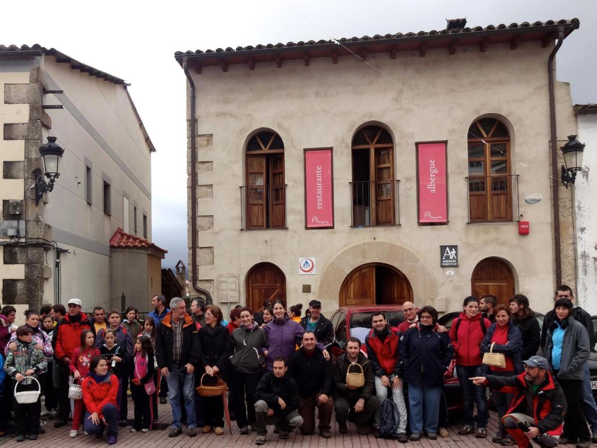 Hostel Alberjerte El Torno  Exterior foto
